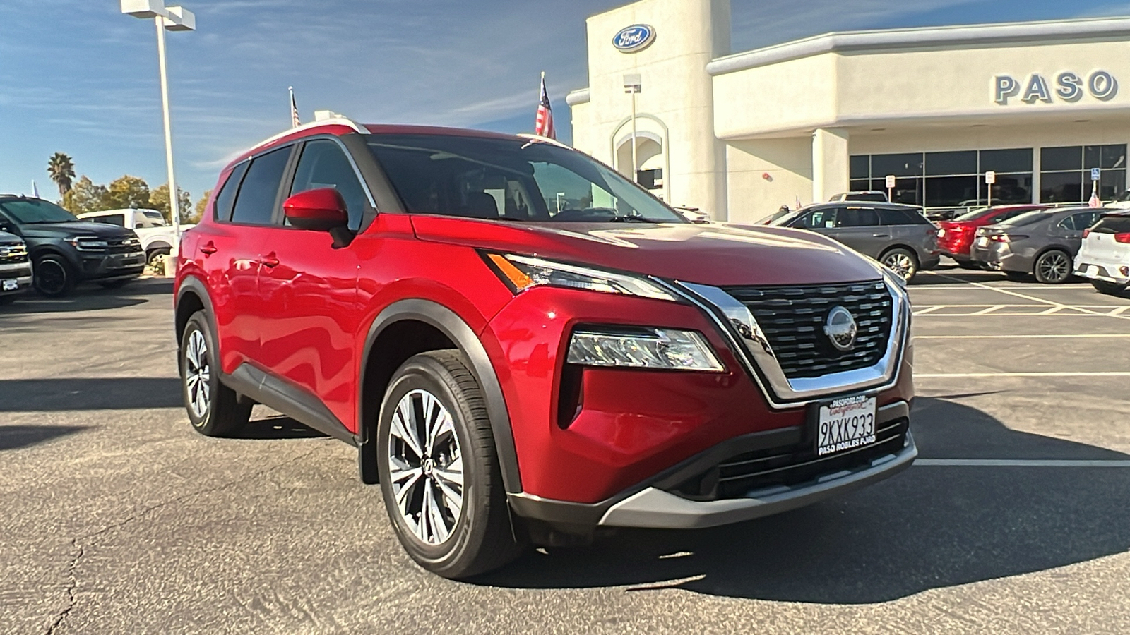 2023 Nissan Rogue SV 1