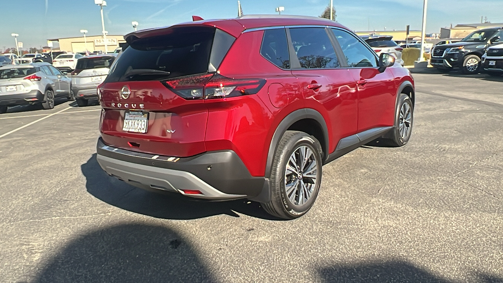 2023 Nissan Rogue SV 3