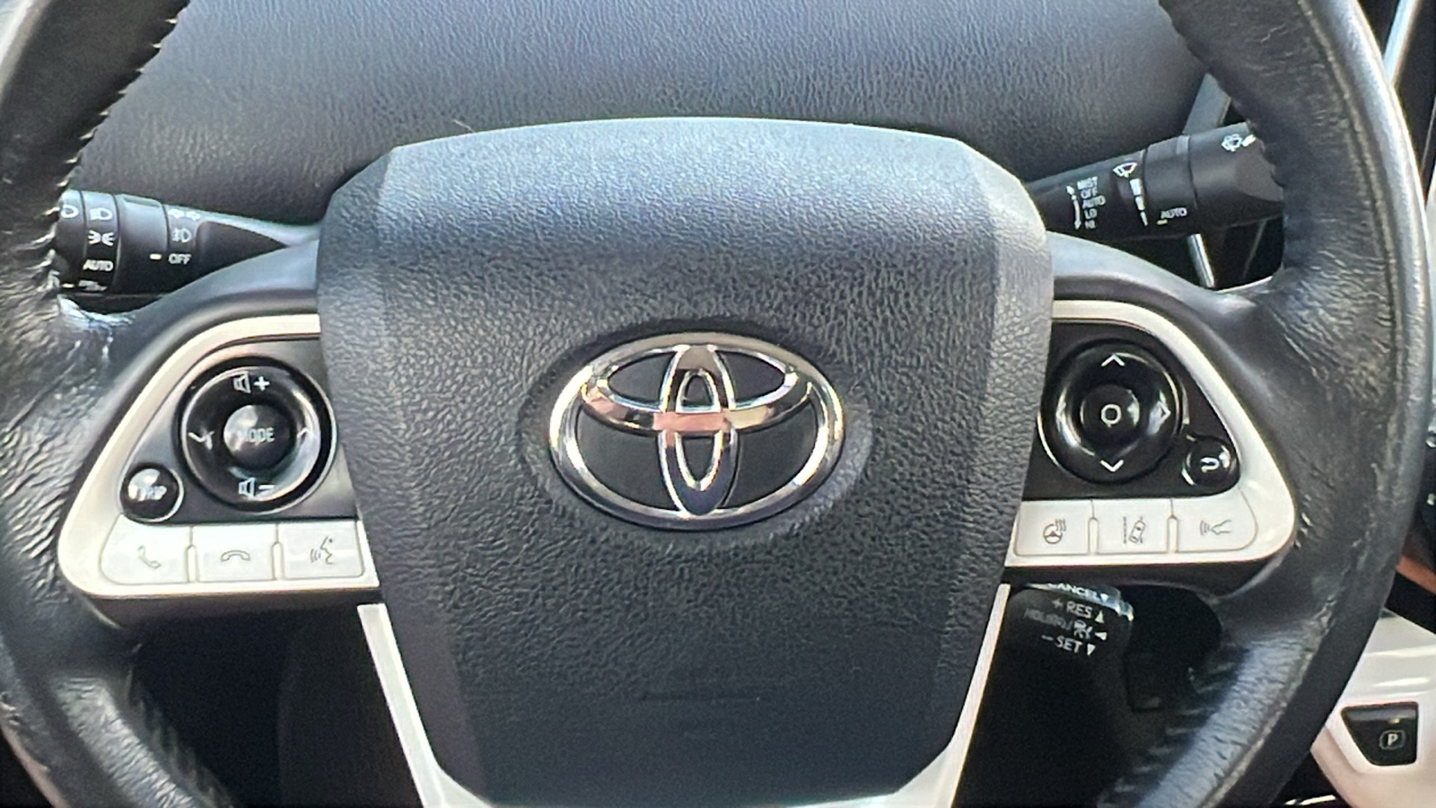 2017 Toyota Prius Prime Advanced 31