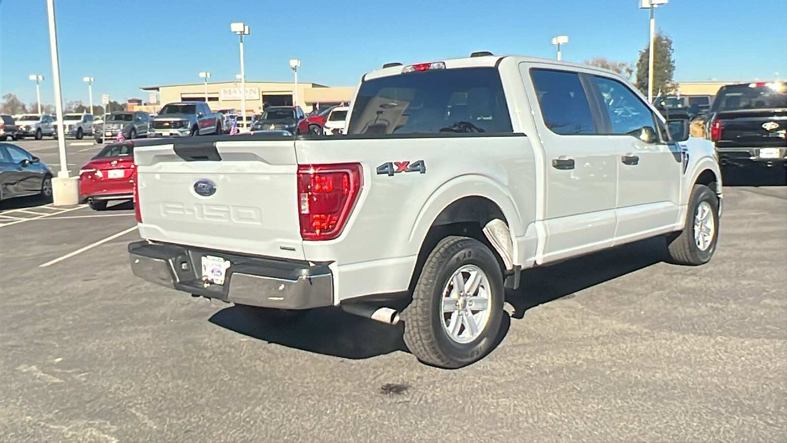 2023 Ford F-150 XLT 3