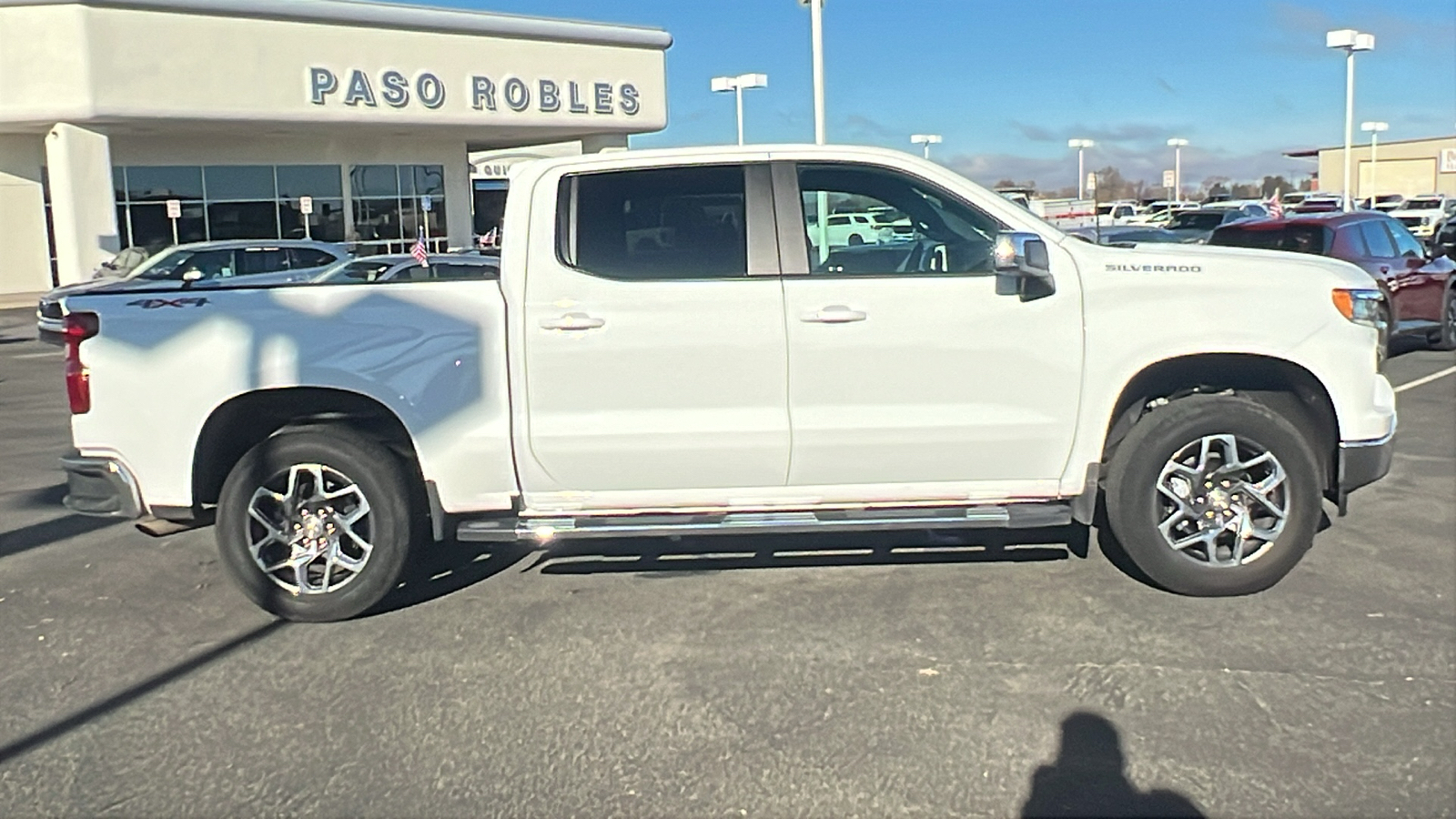 2022 Chevrolet Silverado 1500 LT 2