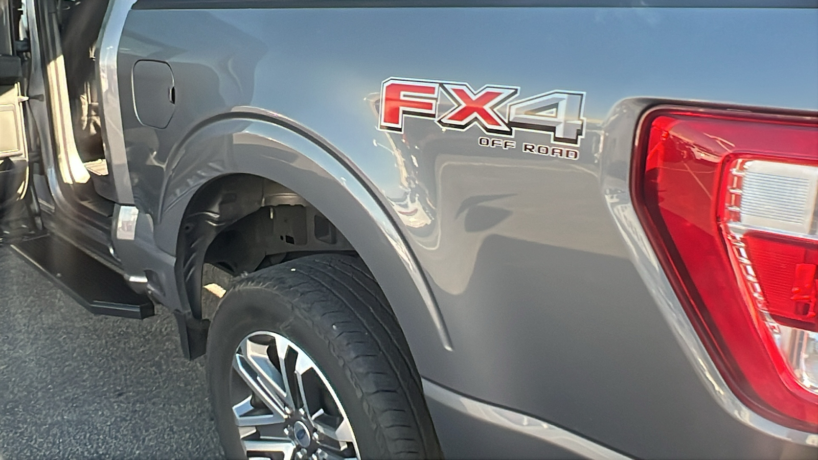 2022 Ford F-150 XL 15