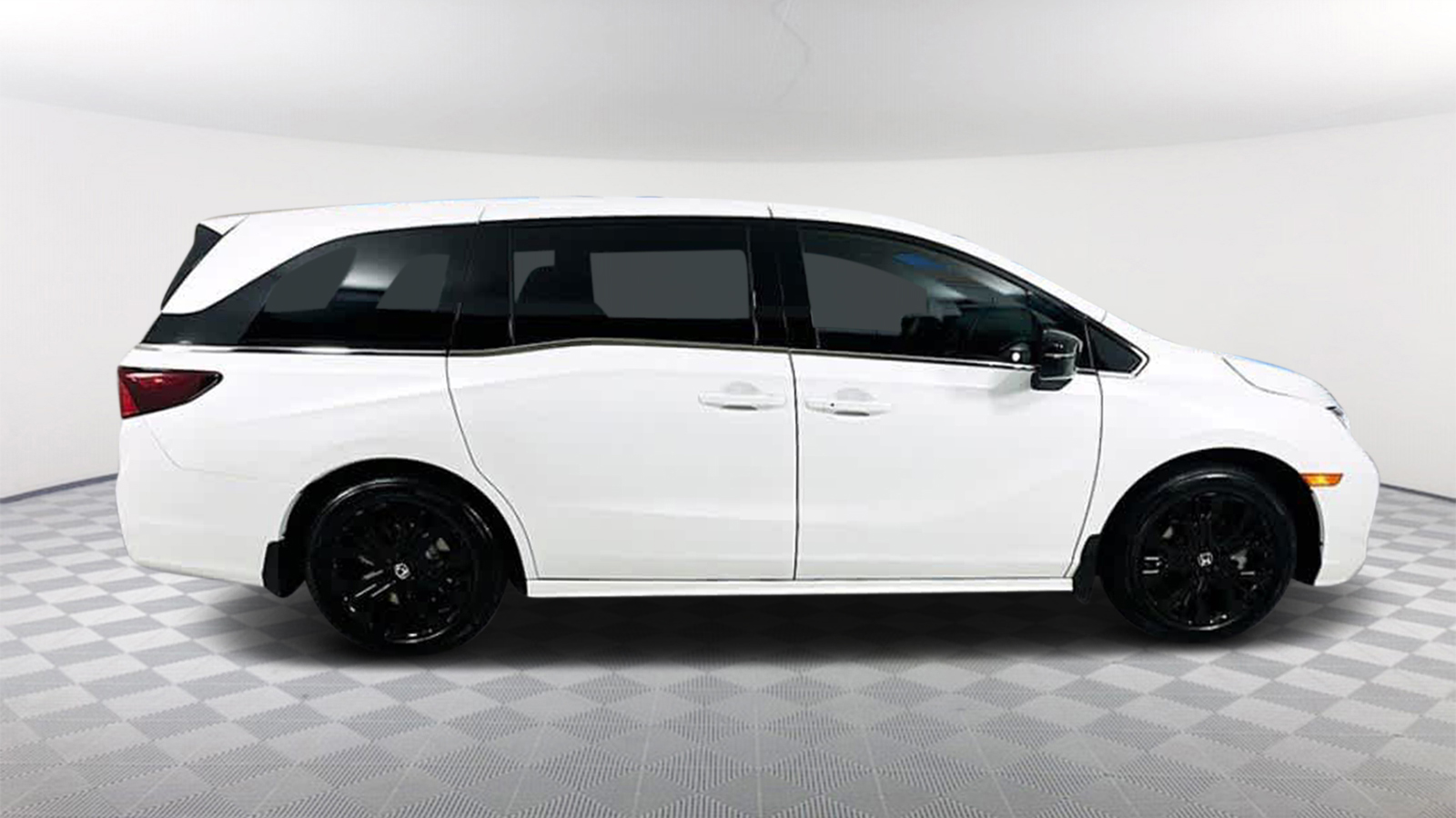 2025 Honda Odyssey Sport-L 8