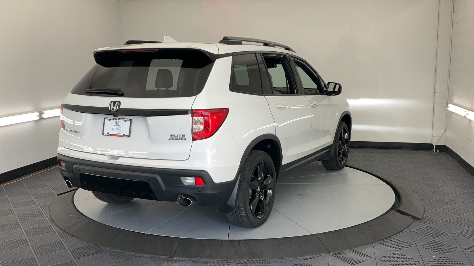 2021 Honda Passport Elite 12