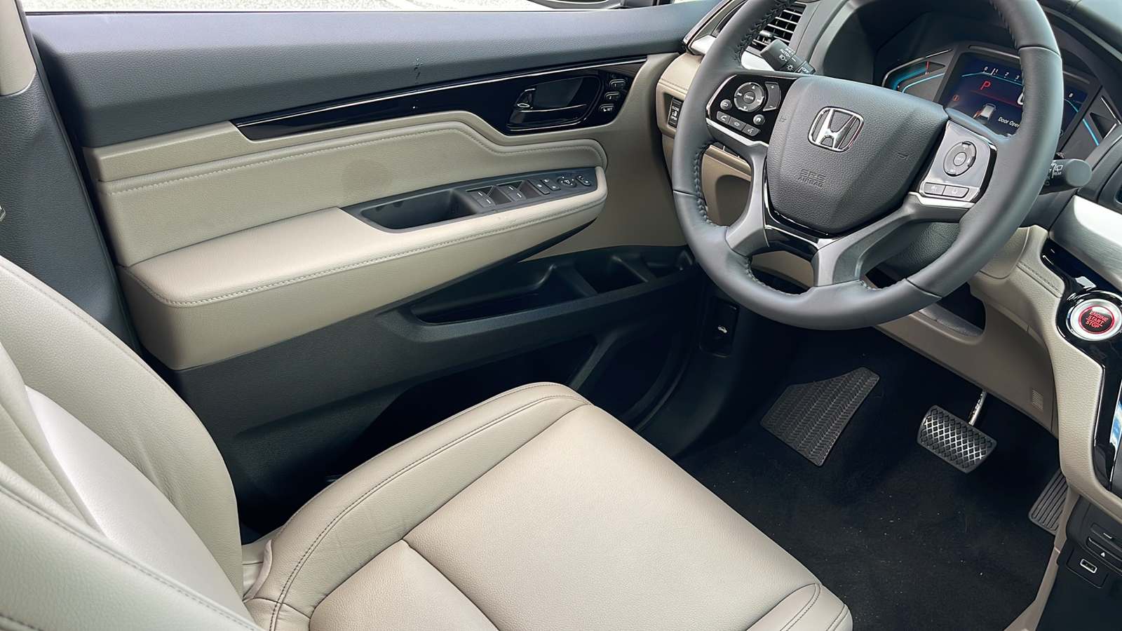 2024 Honda Odyssey Touring 15