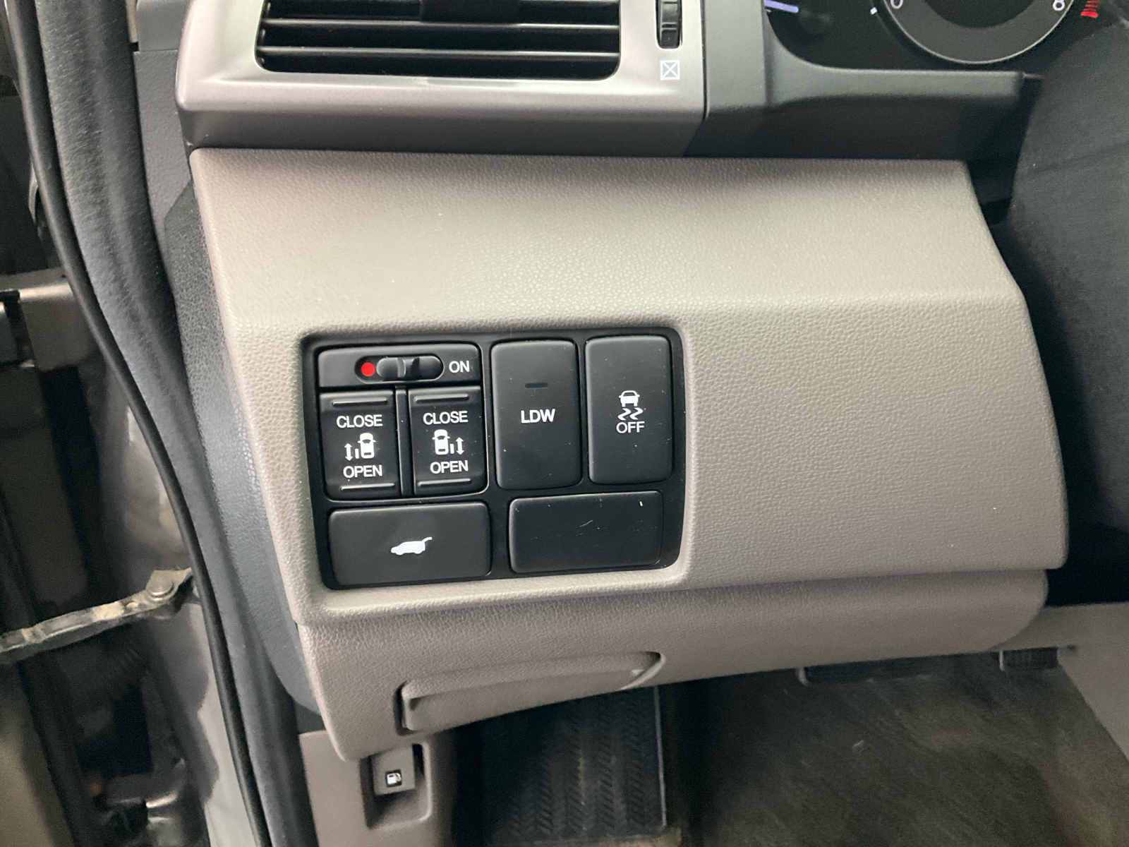2014 Honda Odyssey EX-L 6
