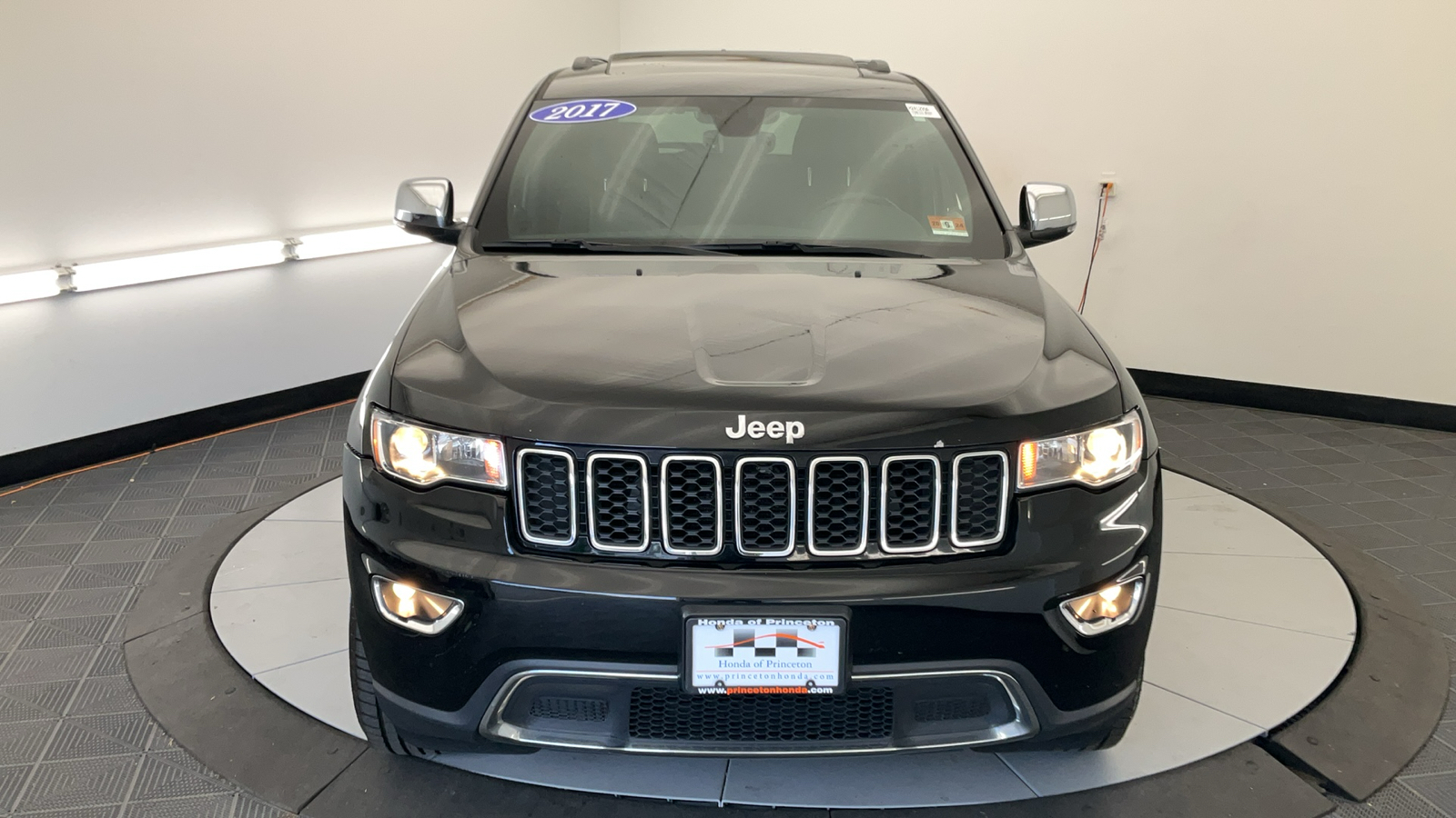 2017 Jeep Grand Cherokee Limited 6