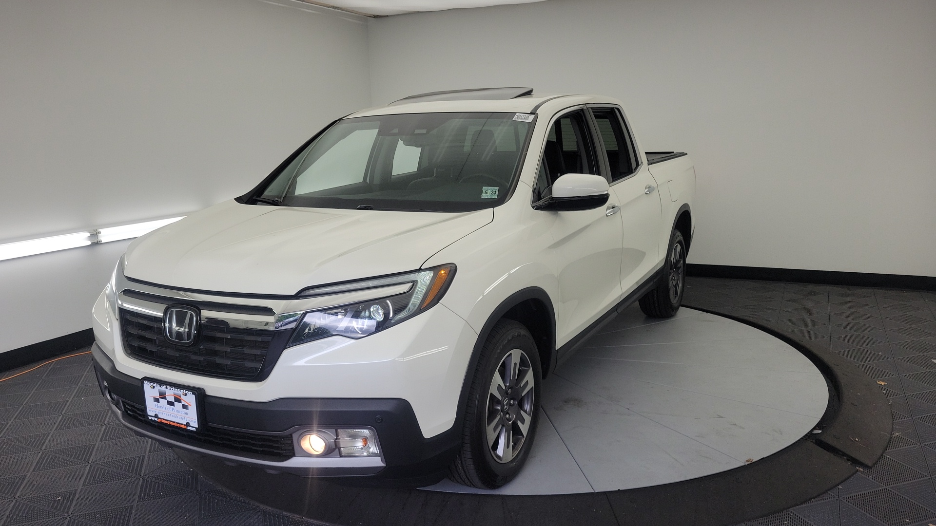 2019 Honda Ridgeline RTL-E 8