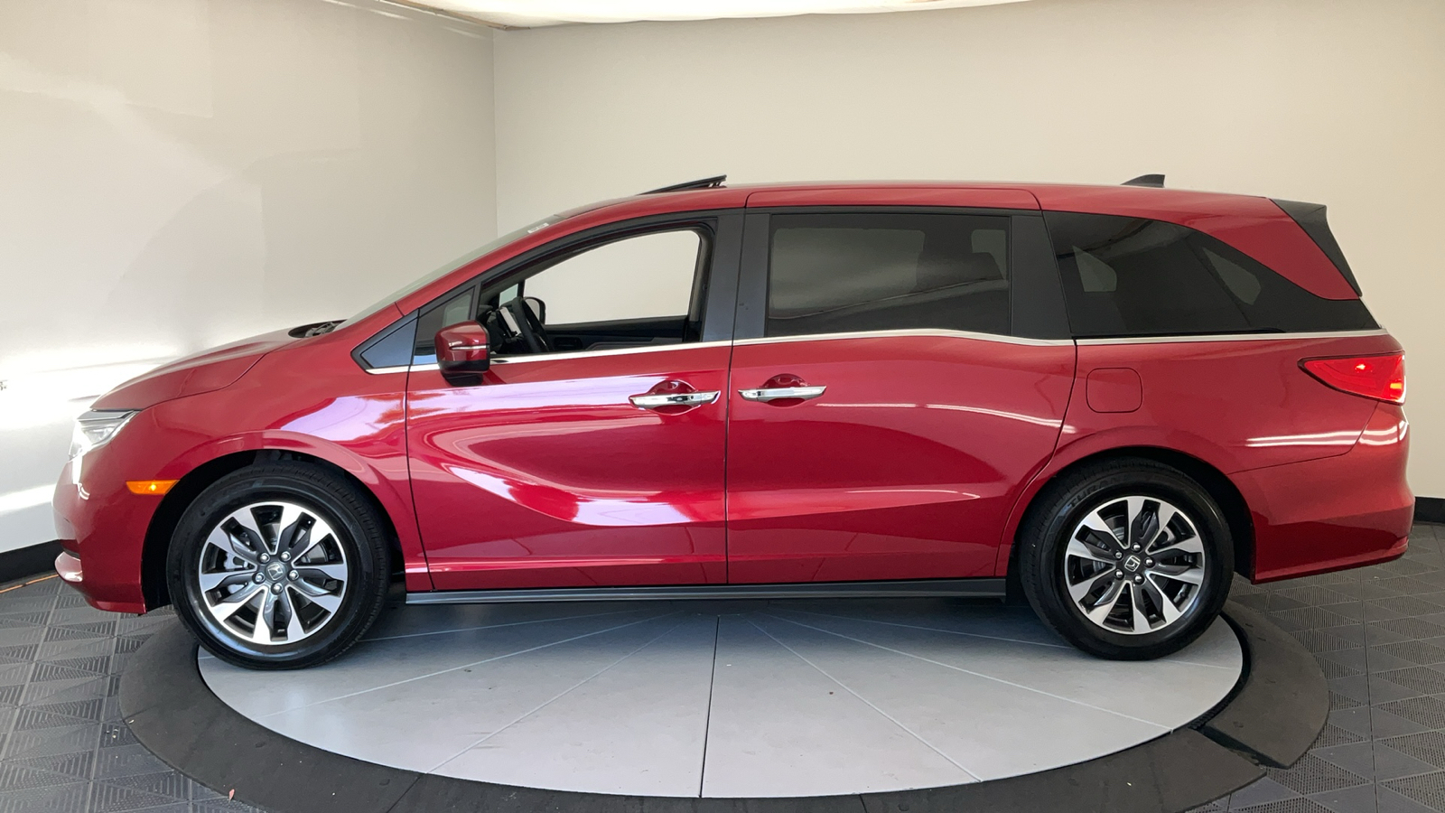 2024 Honda Odyssey EX-L 10