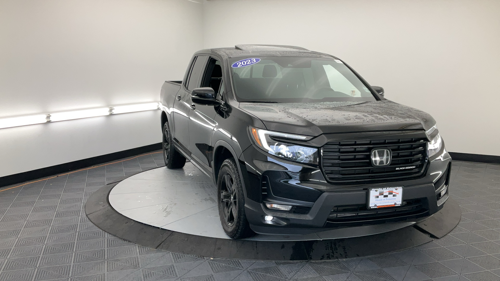 2023 Honda Ridgeline Black Edition 1