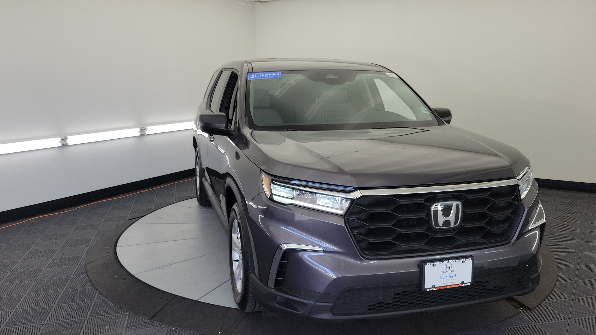 2023 Honda Pilot LX 1