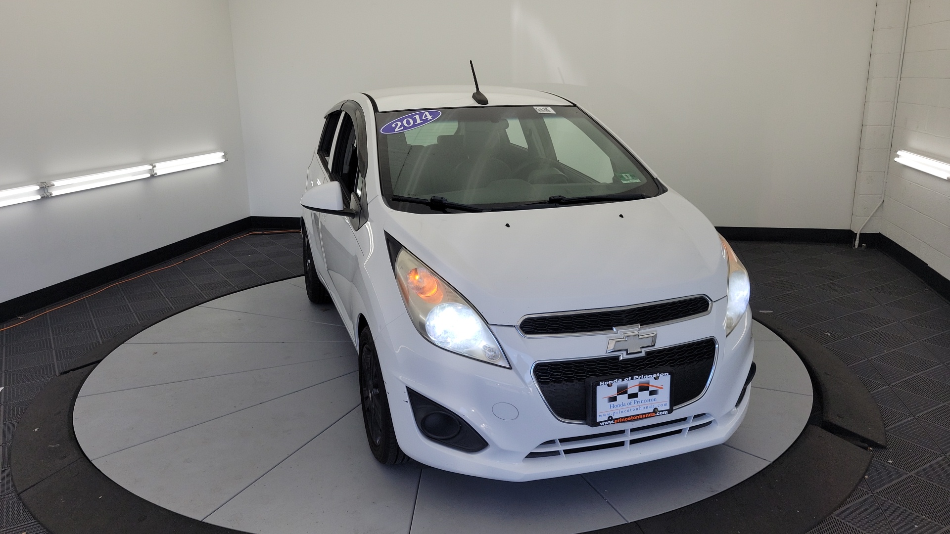 2014 Chevrolet Spark 1LT 1