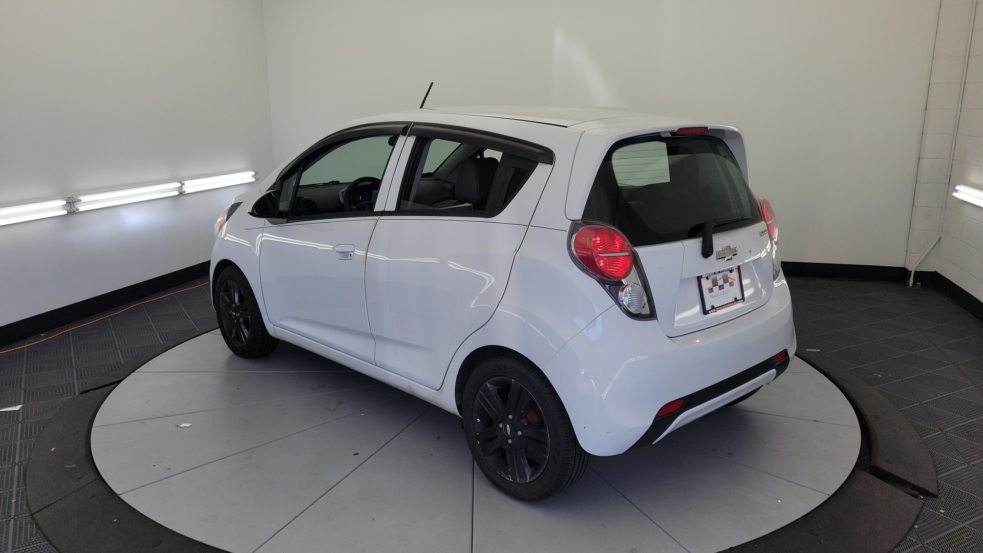 2014 Chevrolet Spark 1LT 8