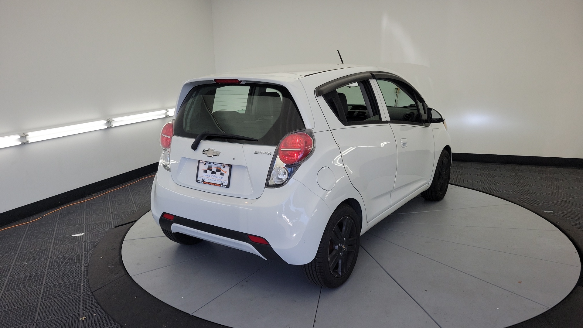 2014 Chevrolet Spark 1LT 10