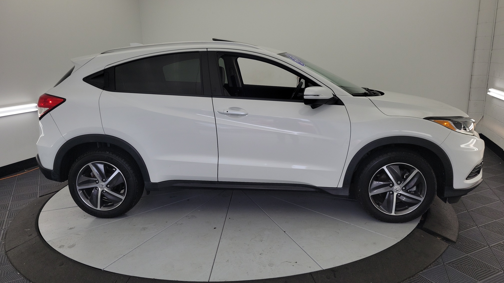 2022 Honda HR-V EX 13