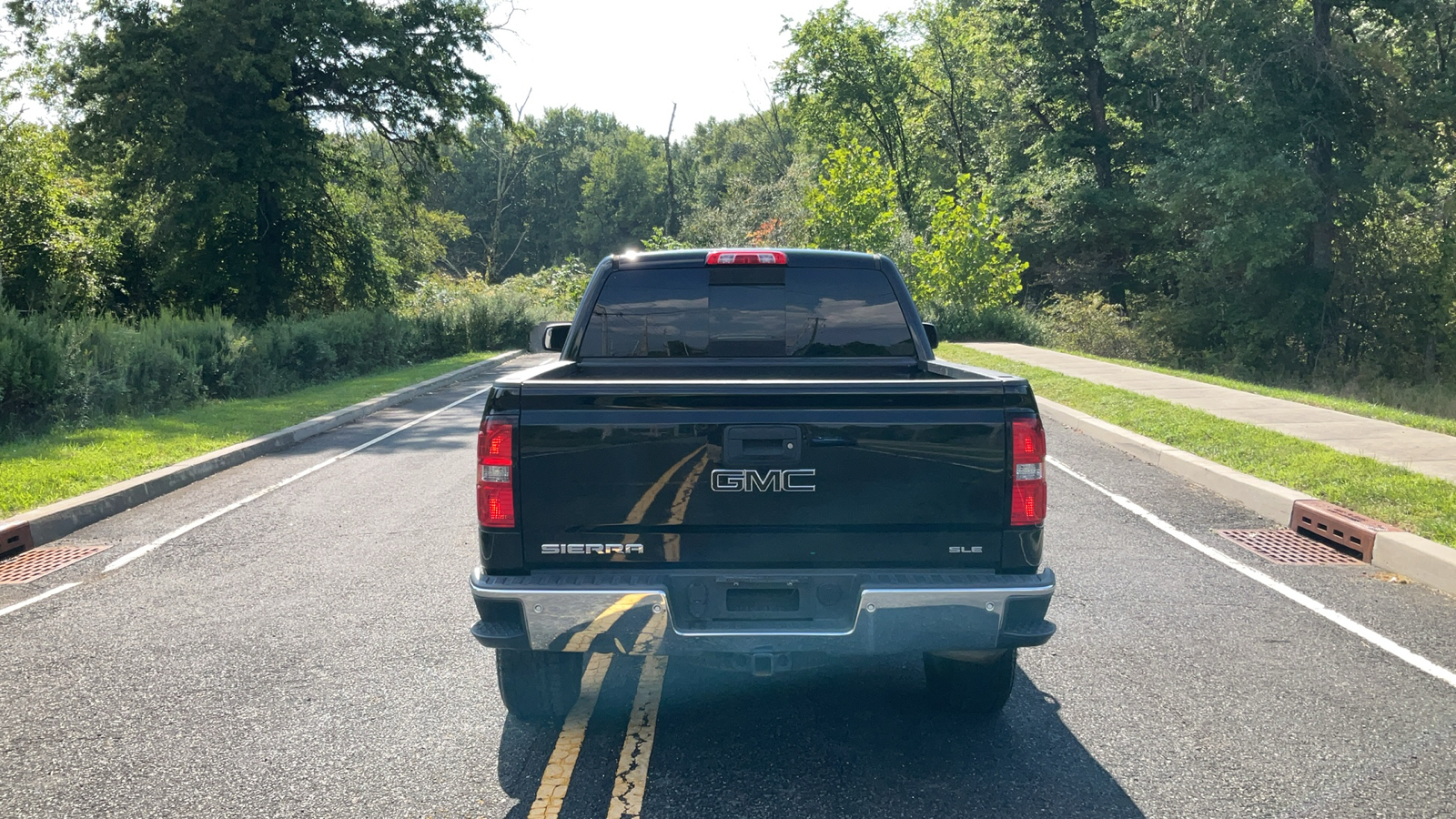 2016 GMC Sierra 1500 SLE 10