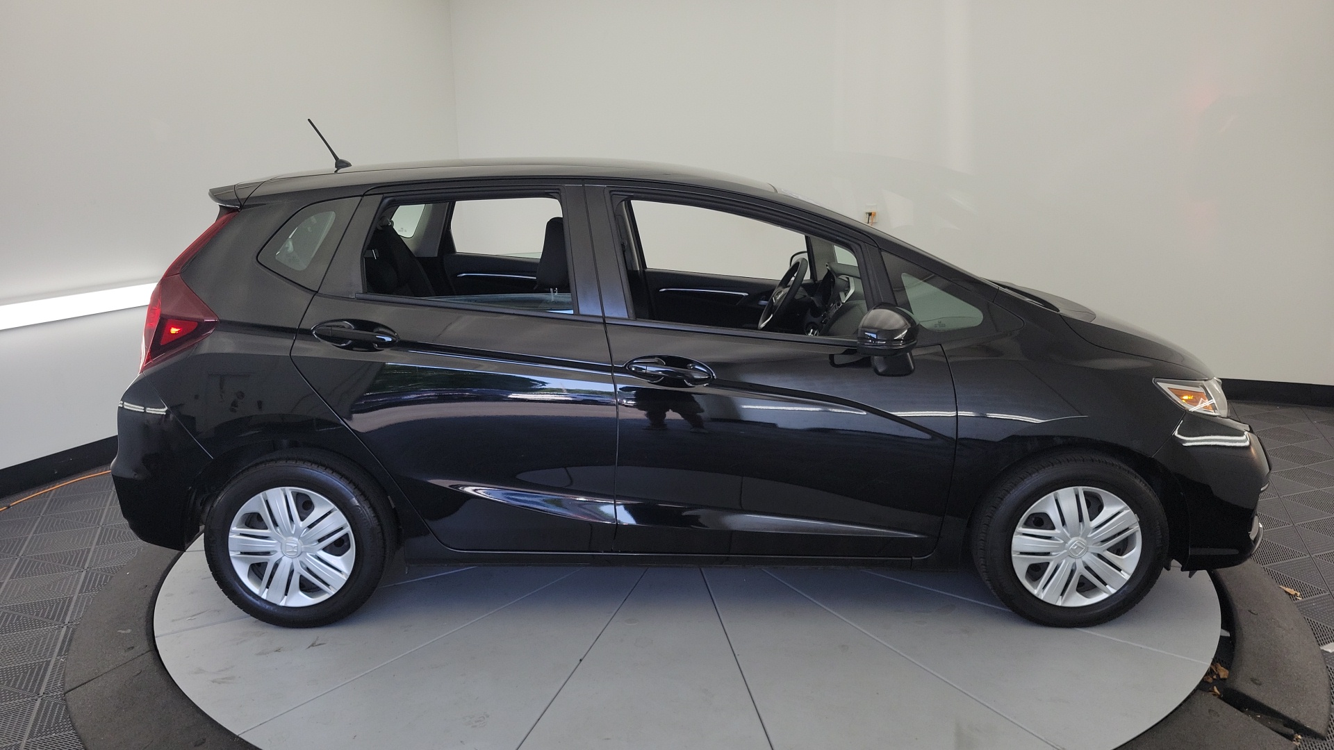 2020 Honda Fit LX 13