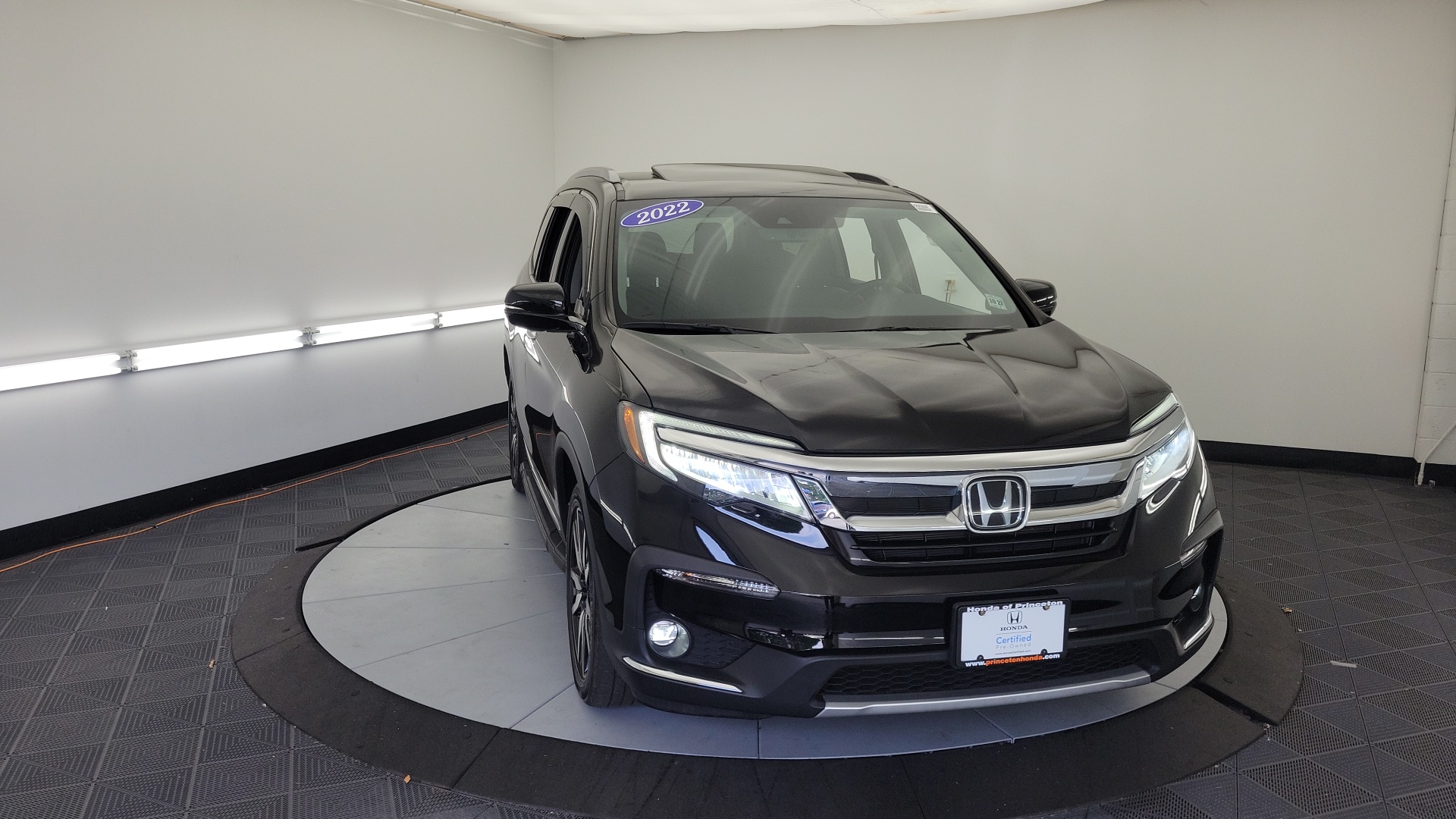 2022 Honda Pilot Touring 1