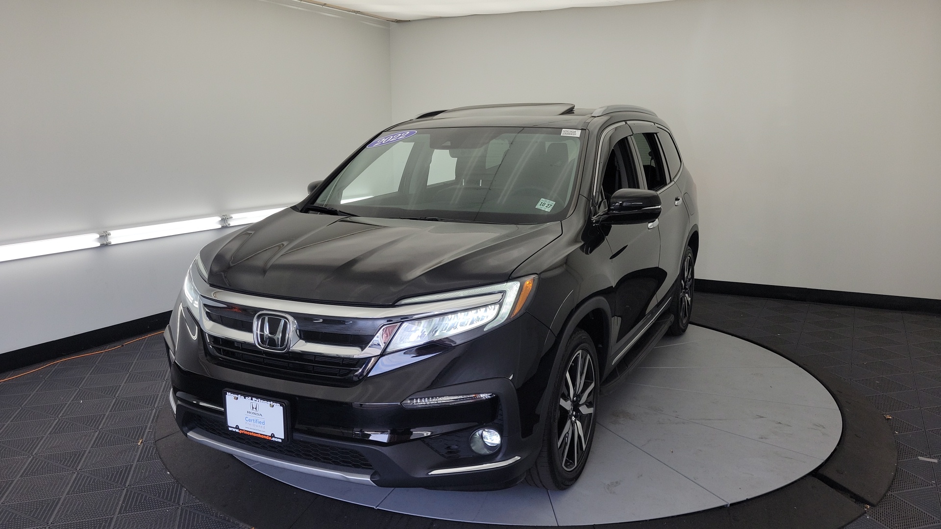 2022 Honda Pilot Touring 8