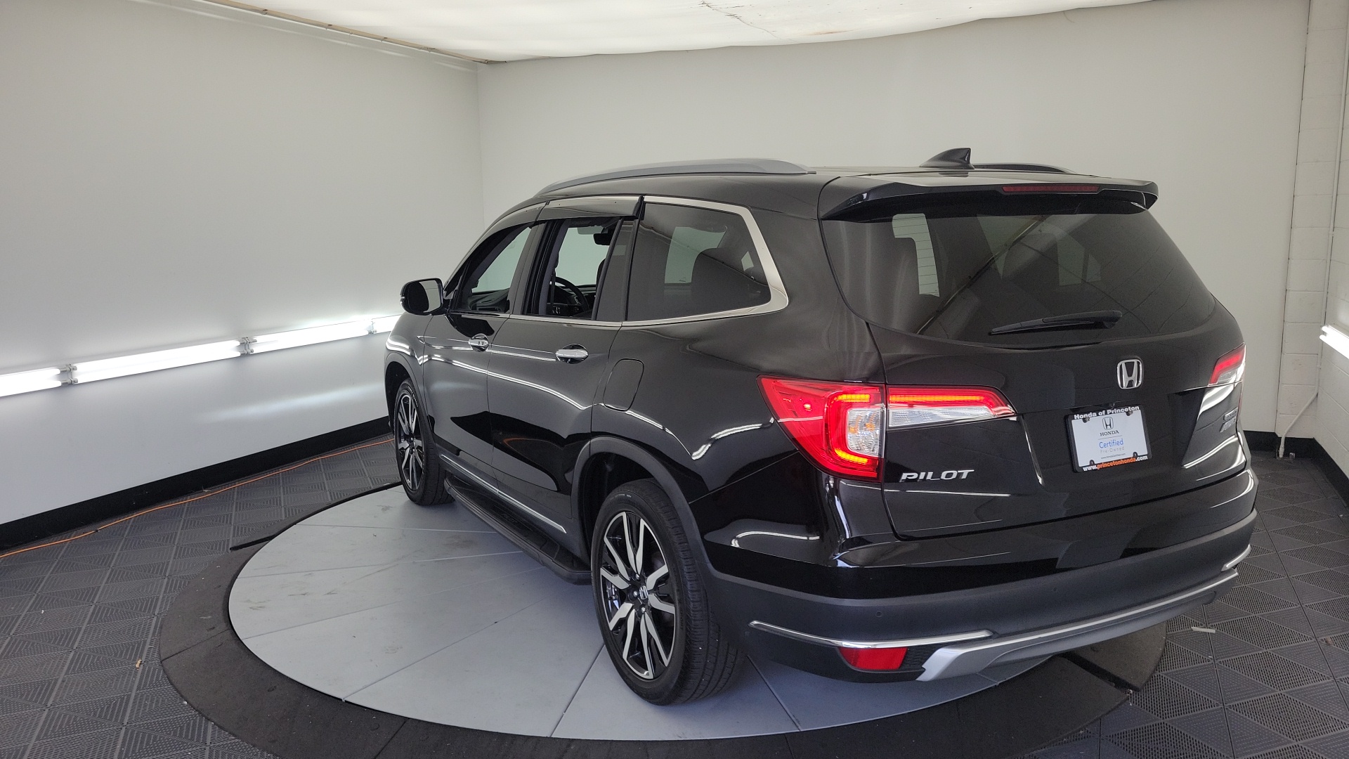 2022 Honda Pilot Touring 10