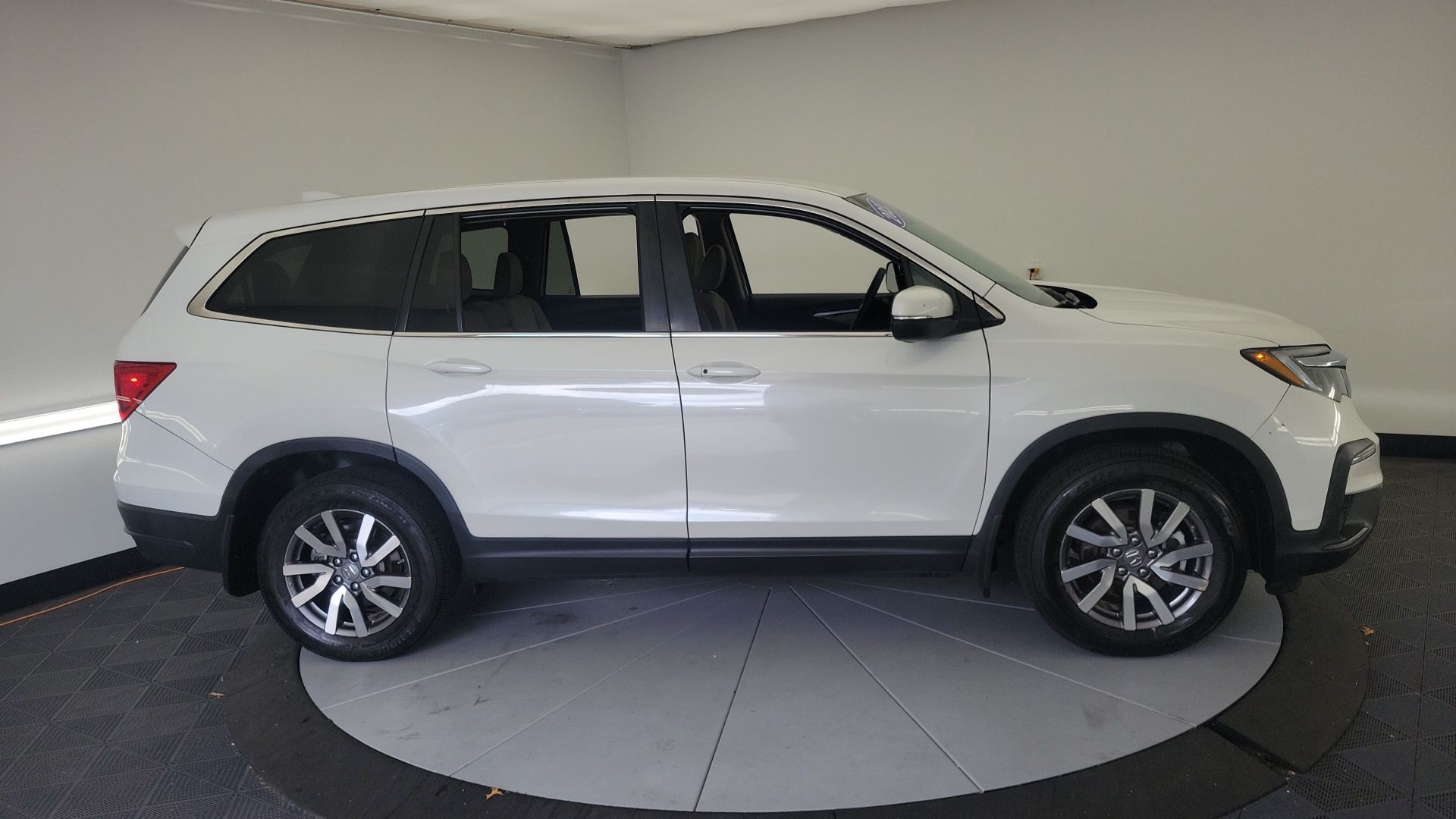 2021 Honda Pilot EX 13