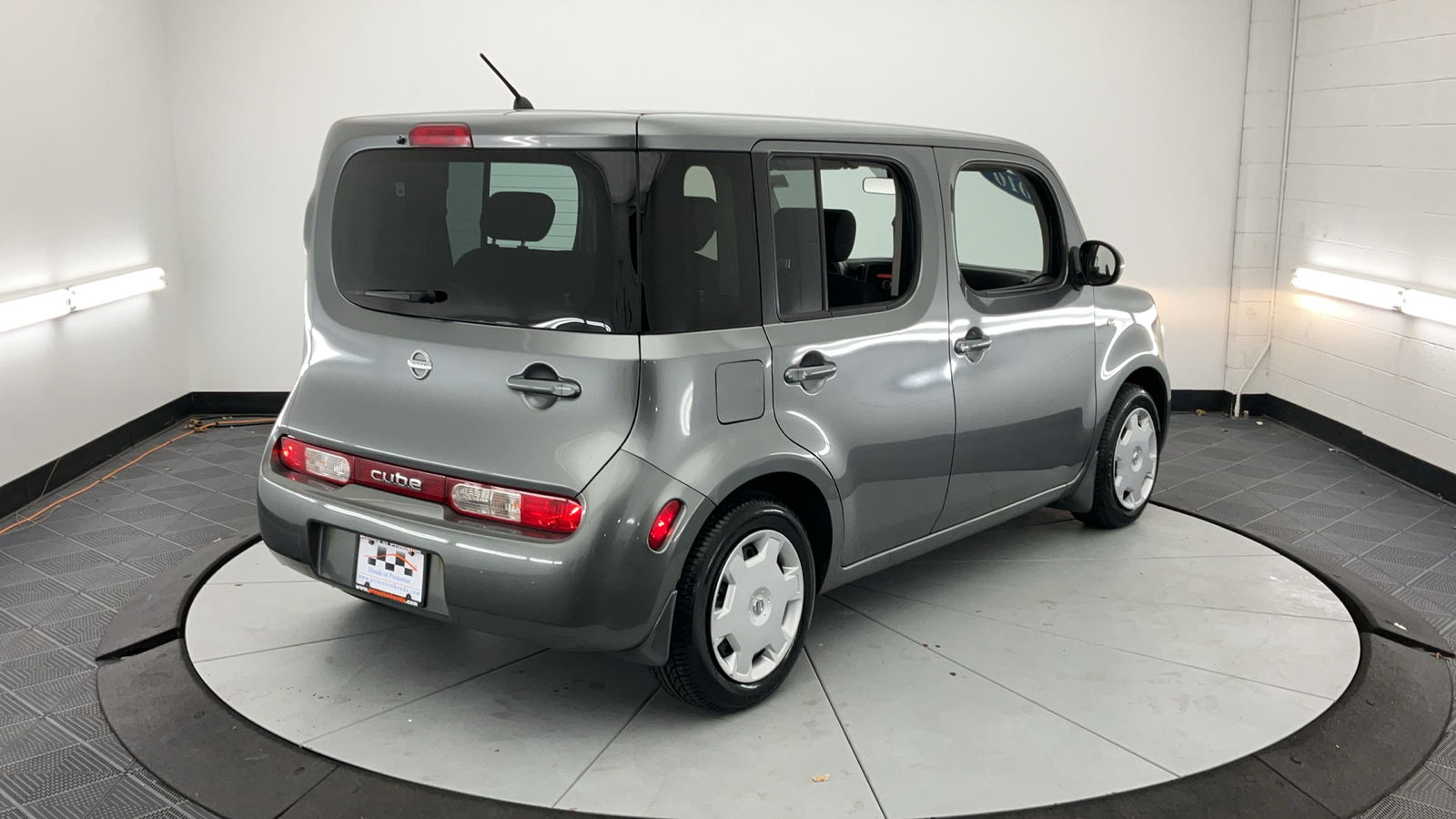 2010 Nissan Cube 1.8 S 11