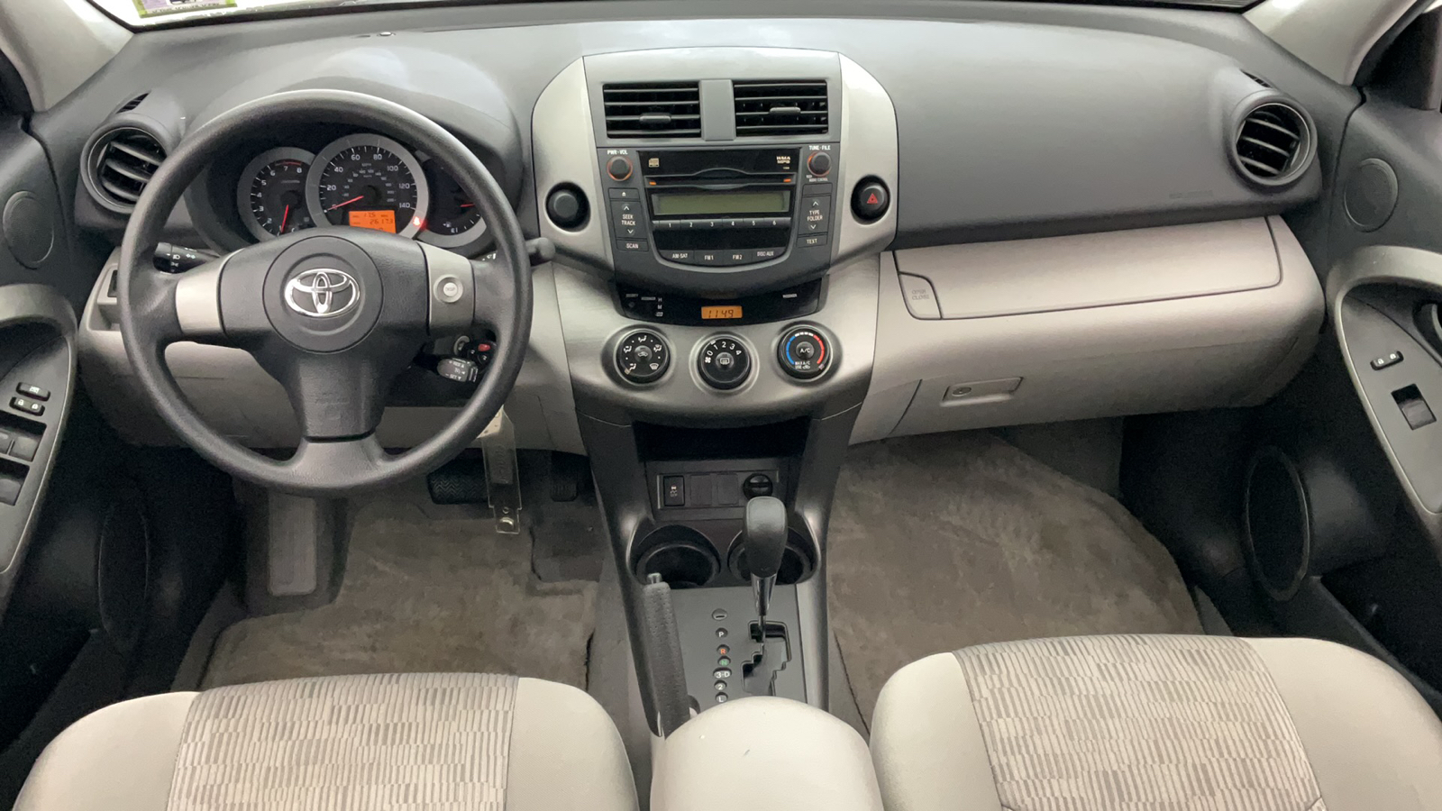 2011 Toyota RAV4 Base 3