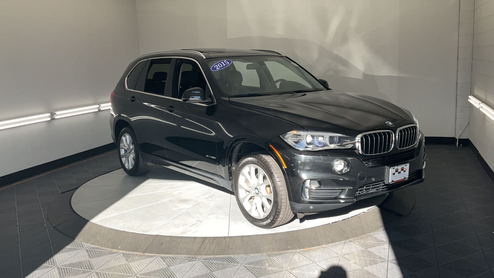 2015 BMW X5 xDrive35i 1