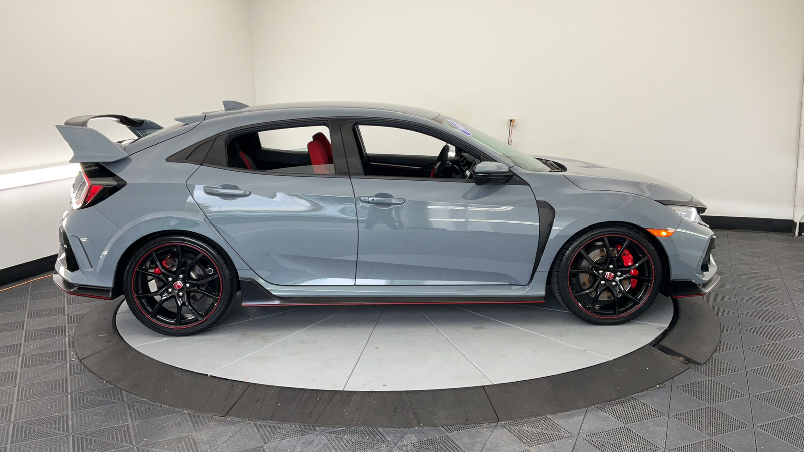 2021 Honda Civic Type R Touring 13