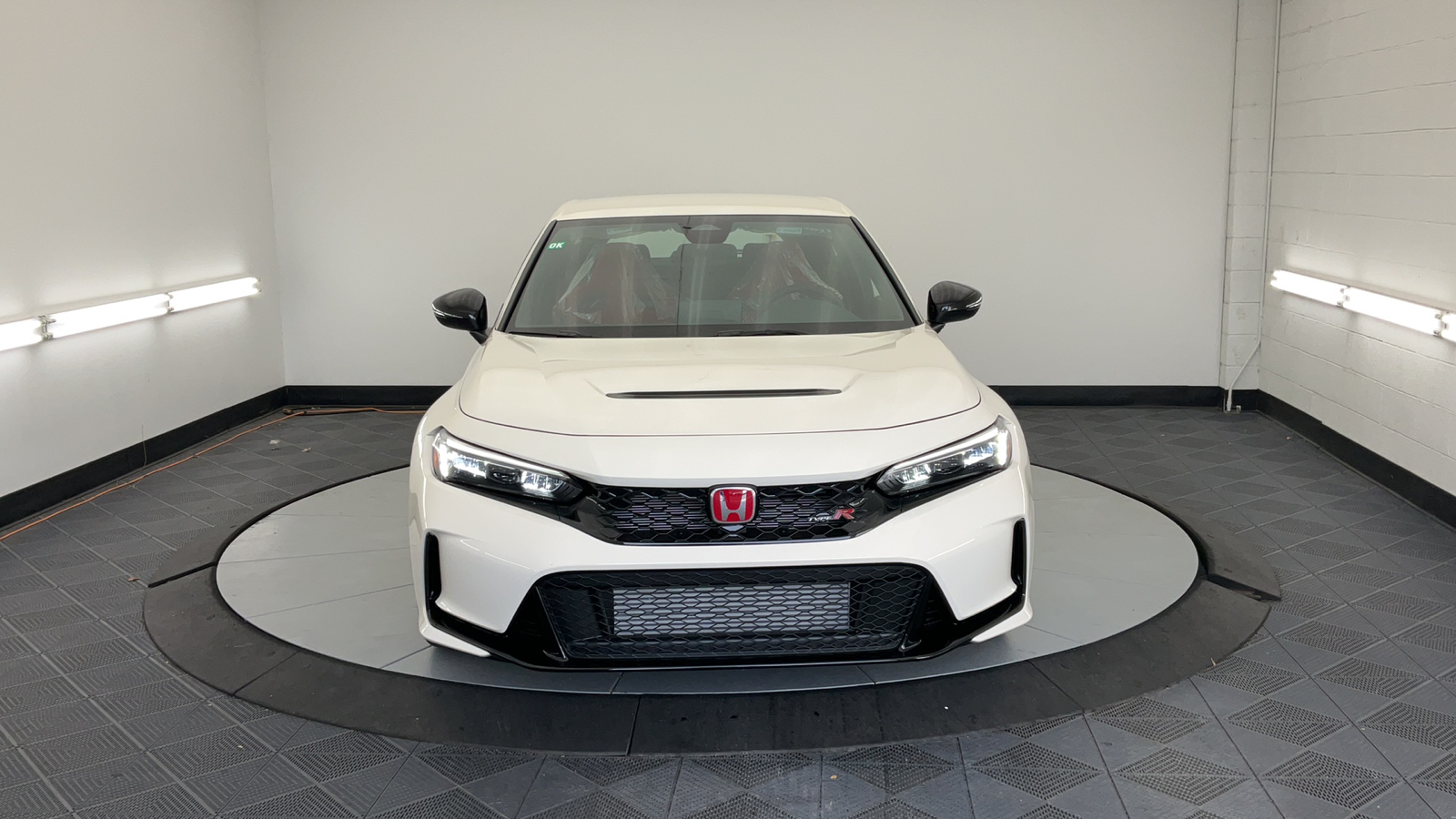 2025 Honda Civic Type R Base 7