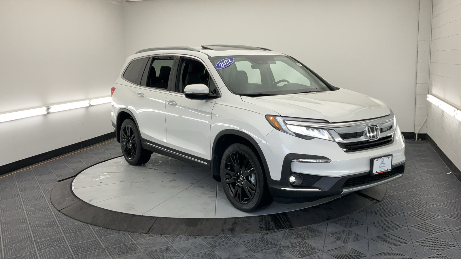 2022 Honda Pilot Elite 1