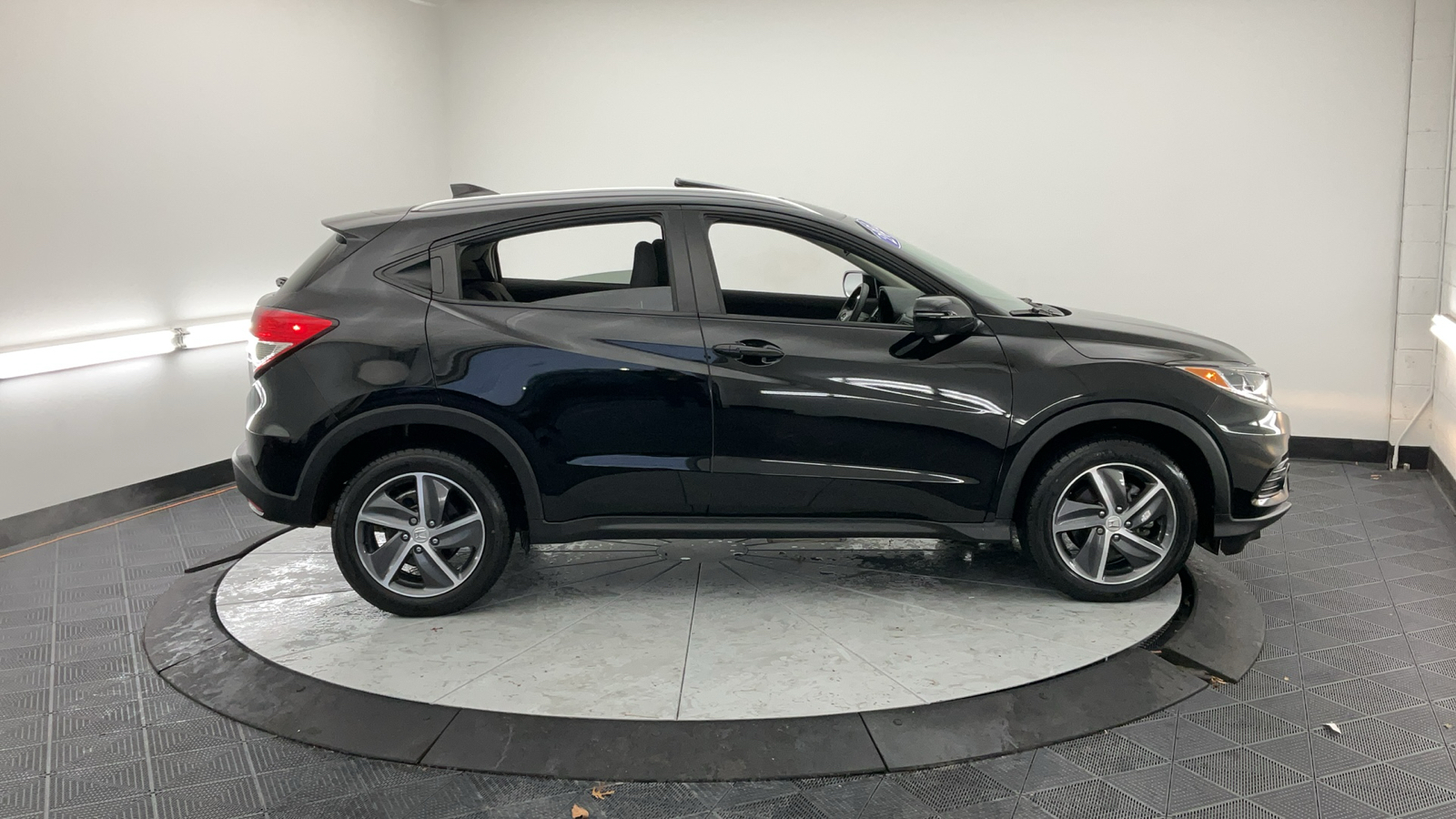 2022 Honda HR-V EX 13