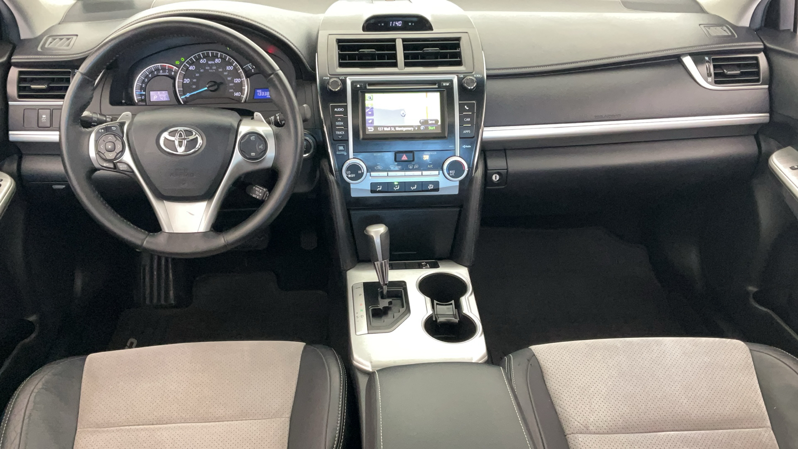 2012 Toyota Camry SE 3