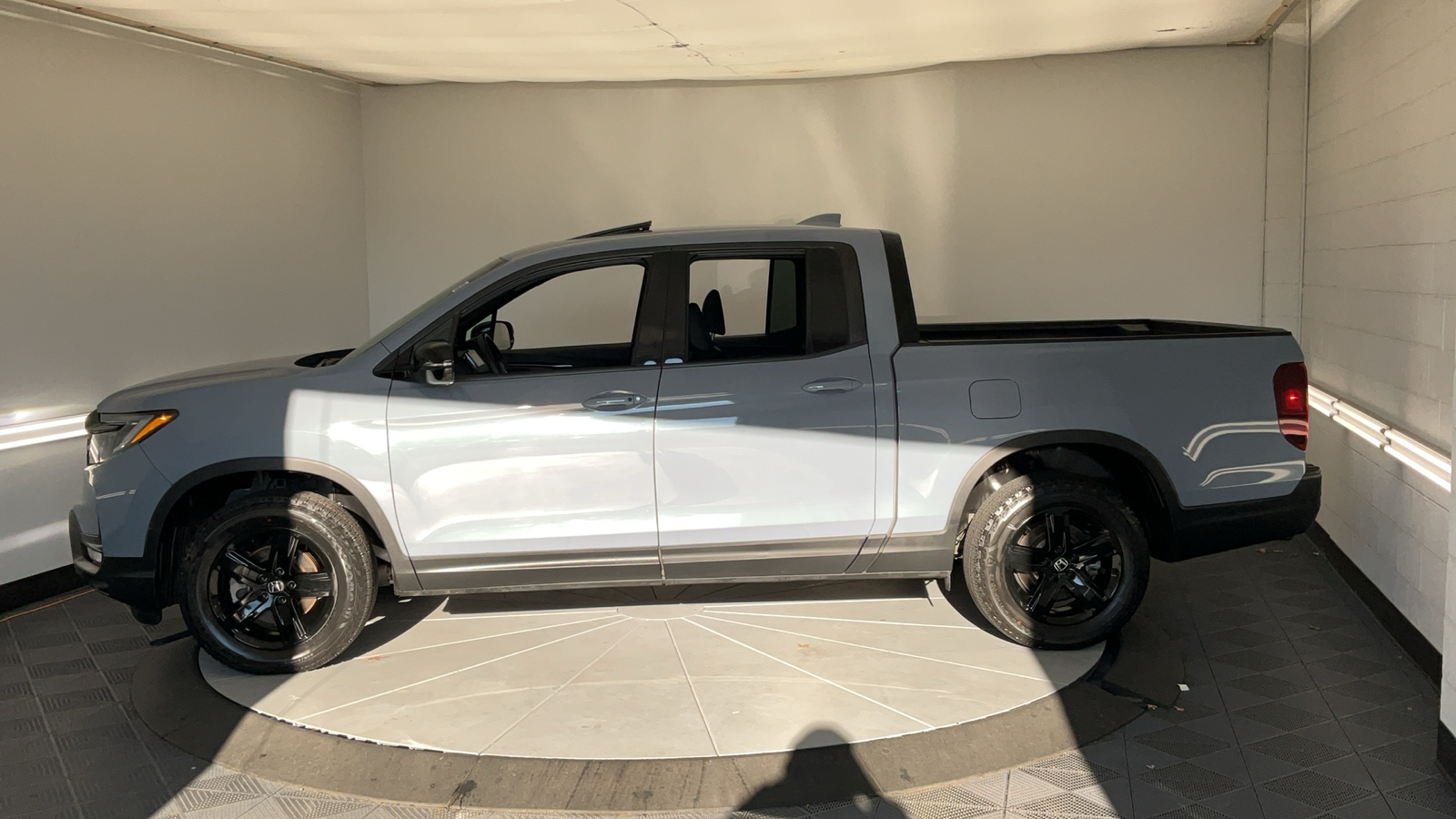 2022 Honda Ridgeline Black Edition 9