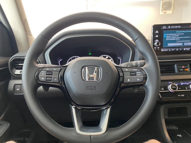 2025 Honda Pilot Touring 14