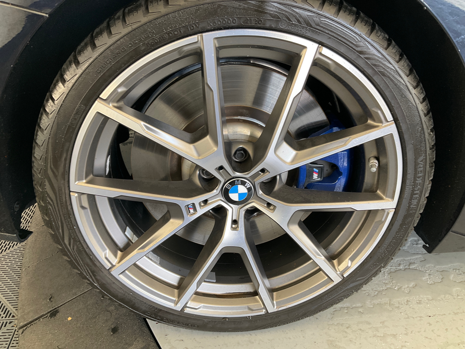 2019 BMW 8 Series M850i xDrive 37