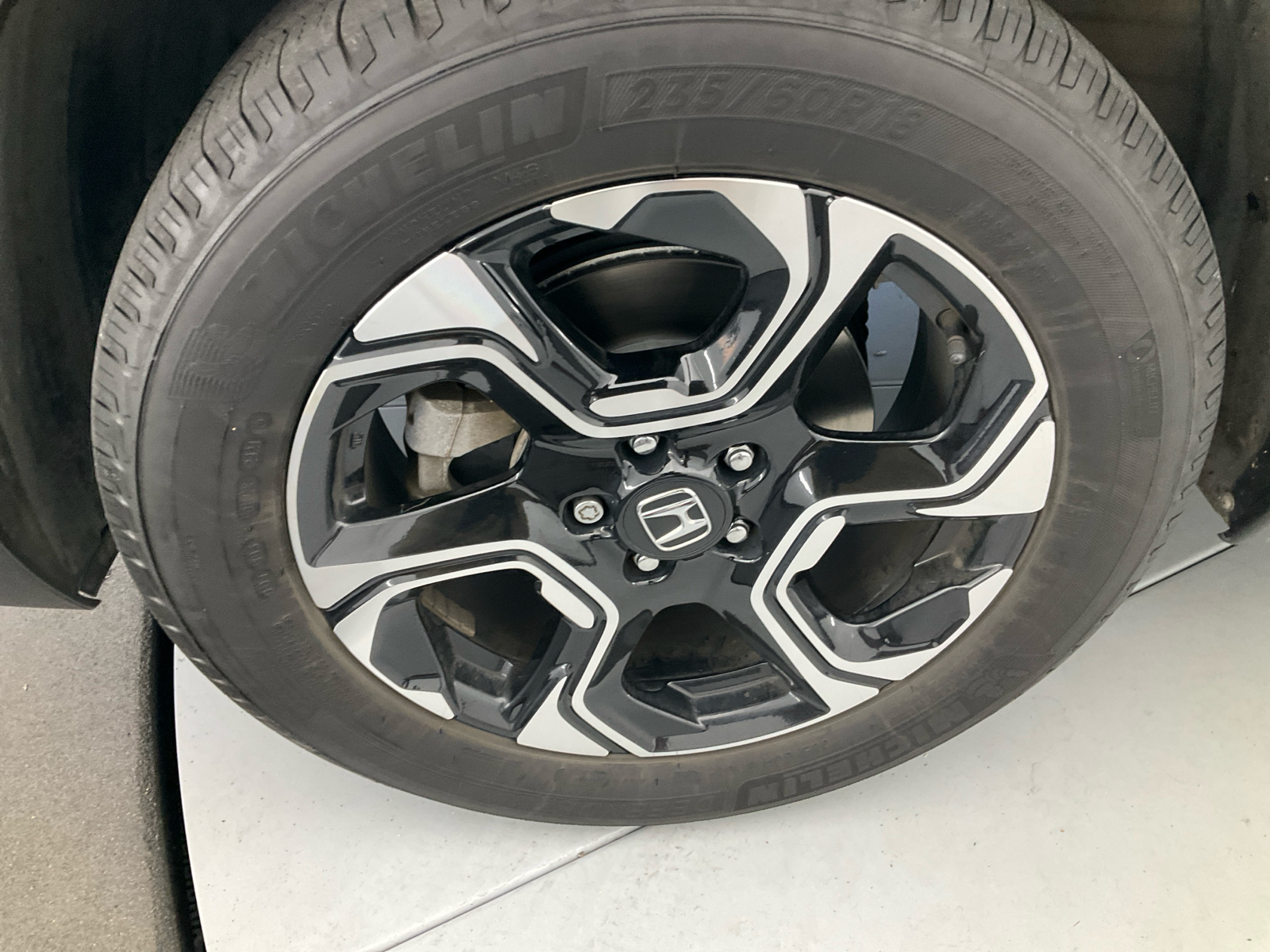 2019 Honda CR-V Touring 24