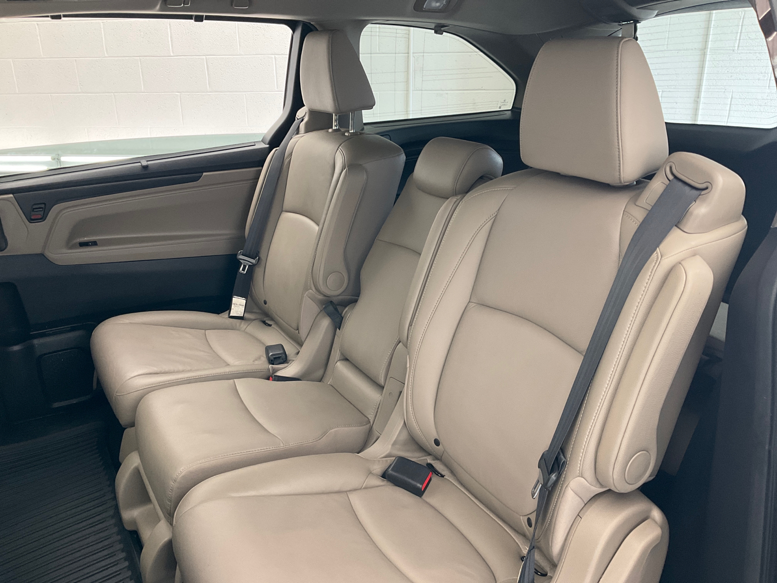 2019 Honda Odyssey EX-L 22