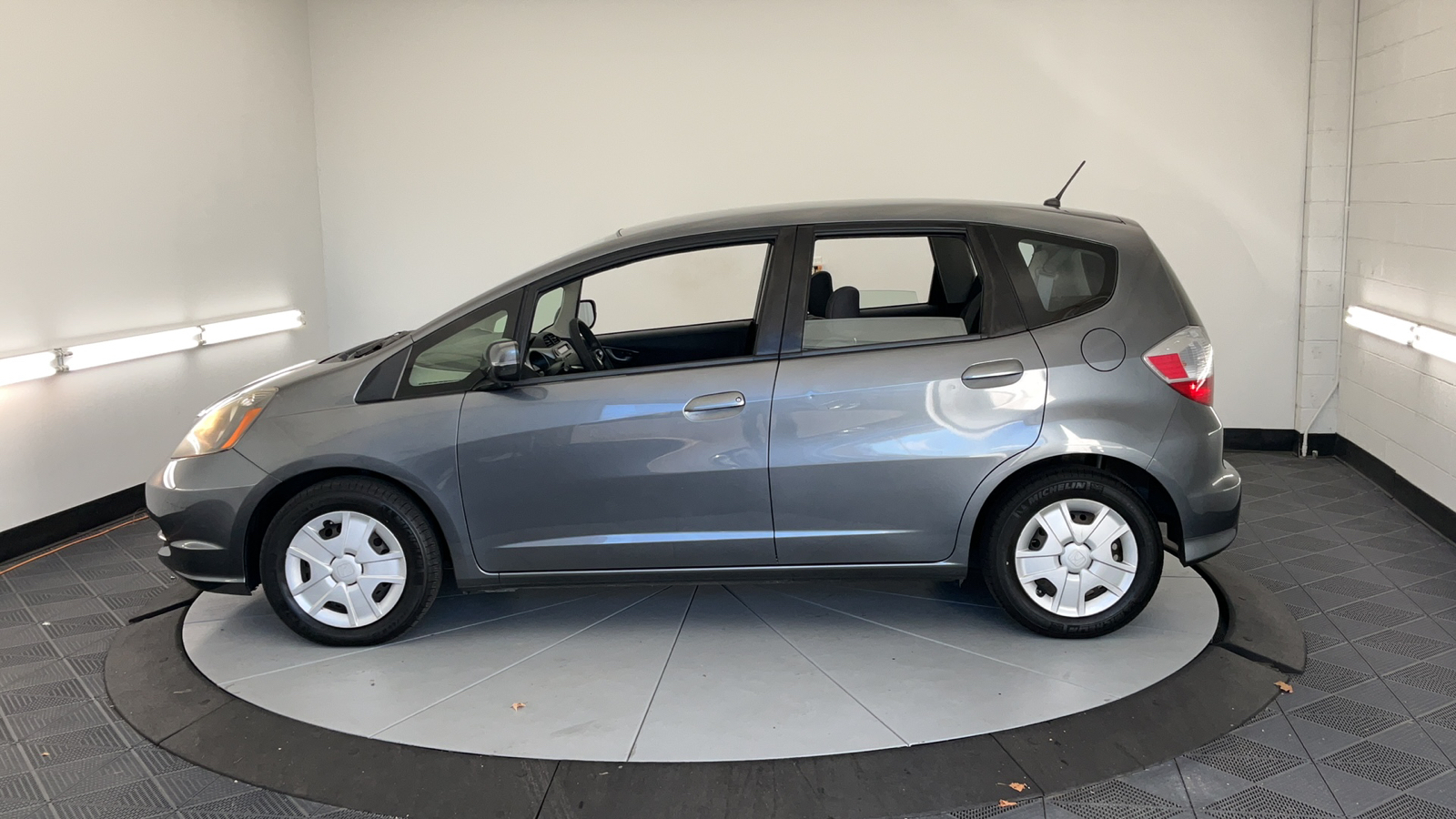 2012 Honda Fit Base 8