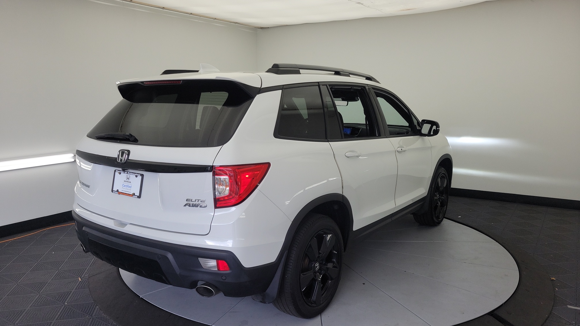 2021 Honda Passport Elite 12