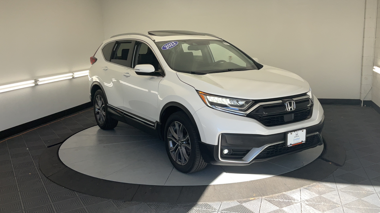 2021 Honda CR-V Touring 1