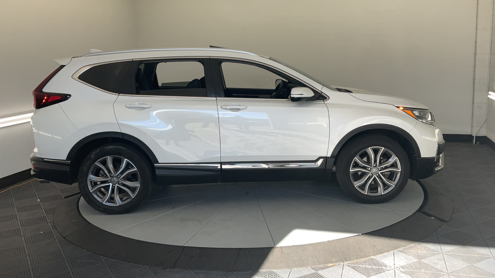 2021 Honda CR-V Touring 13