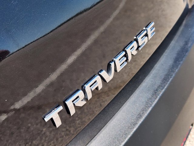 2021 Chevrolet Traverse LS FWD 11