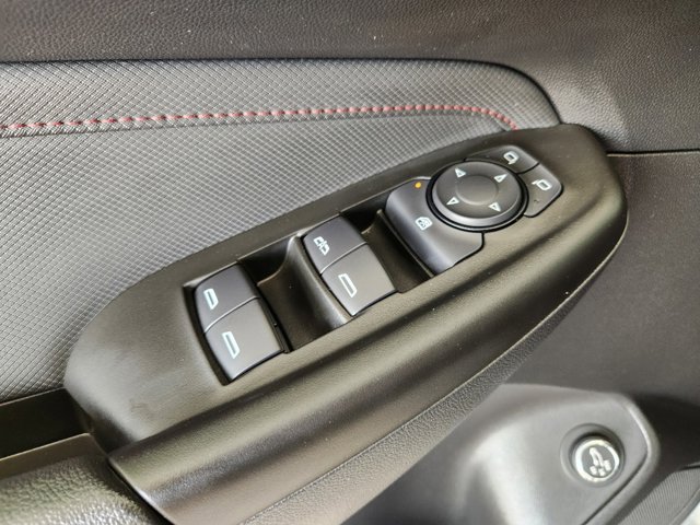 2021 Chevrolet Trailblazer RS w/ Panoramic Sunroof, Power Liftgate, & Driver  23