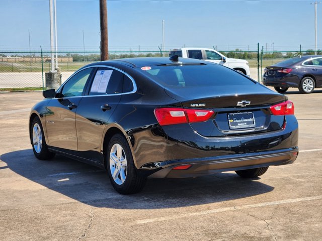 2021 Chevrolet Malibu LS 7