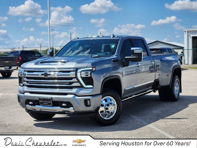 2024 Chevrolet Silverado 3500HD High Country 1