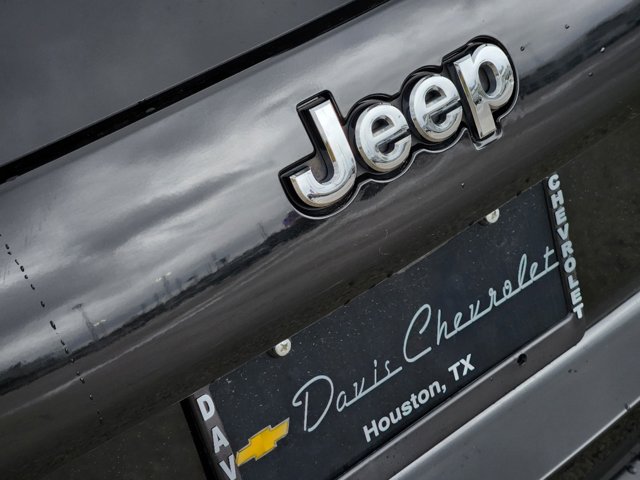 2021 Jeep Cherokee 4WD Limited w/ Panoramic Sunroof 12