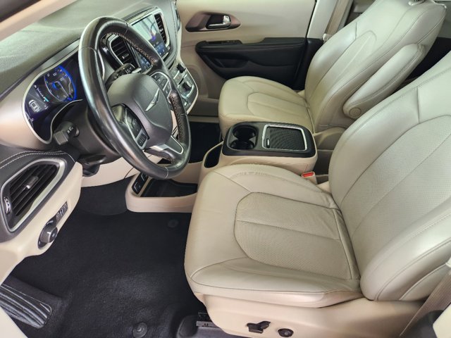2021 Chrysler Pacifica Touring L 13
