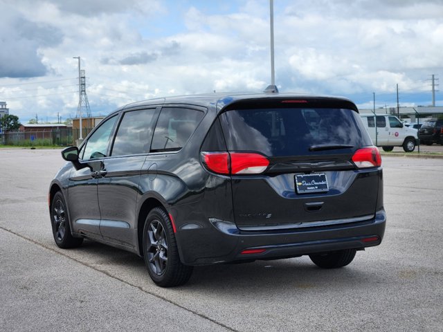 2020 Chrysler Pacifica Touring w/ S Appearance Pkg 7
