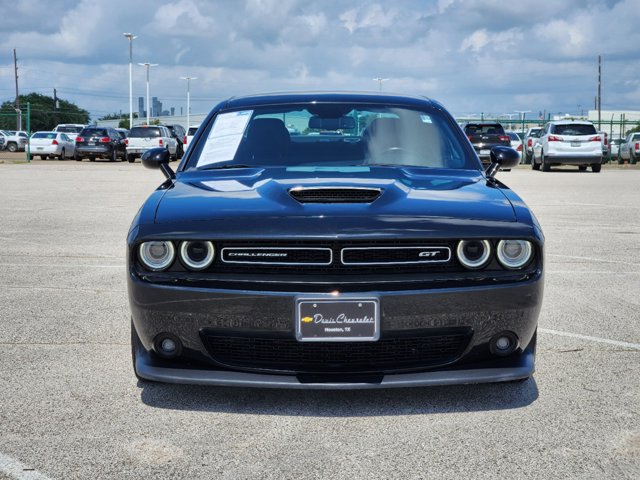 2022 Dodge Challenger GT 2